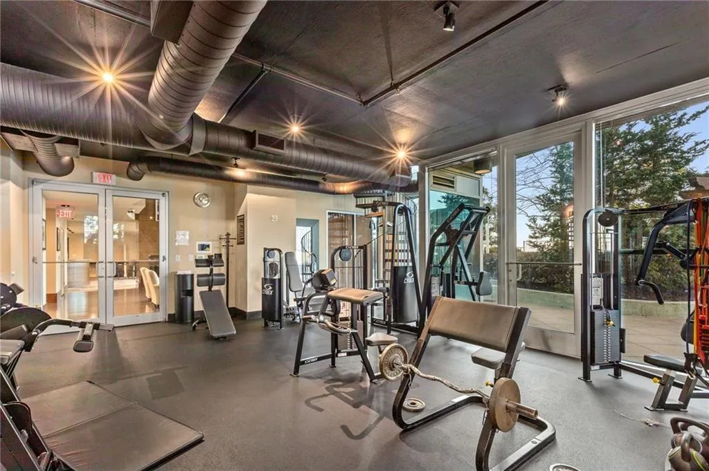 3324 Peachtree Road Ne Unit 2108, Atlanta, Georgia 30326, 1 Bedroom Bedrooms, ,1 BathroomBathrooms,Residential,For Sale,3324 Peachtree Road Ne Unit 2108,7634270