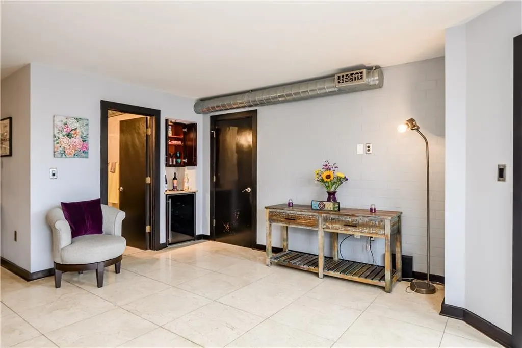 795 Hammond Drive Unit 1013, Atlanta, Georgia 30328, 2 Bedrooms Bedrooms, ,2 BathroomsBathrooms,Residential,Sold,795 Hammond Drive Unit 1013,6888498