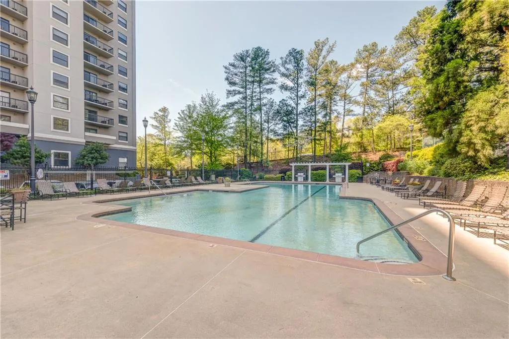 795 Hammond Drive Unit 1013, Atlanta, Georgia 30328, 2 Bedrooms Bedrooms, ,2 BathroomsBathrooms,Residential,Sold,795 Hammond Drive Unit 1013,6888498