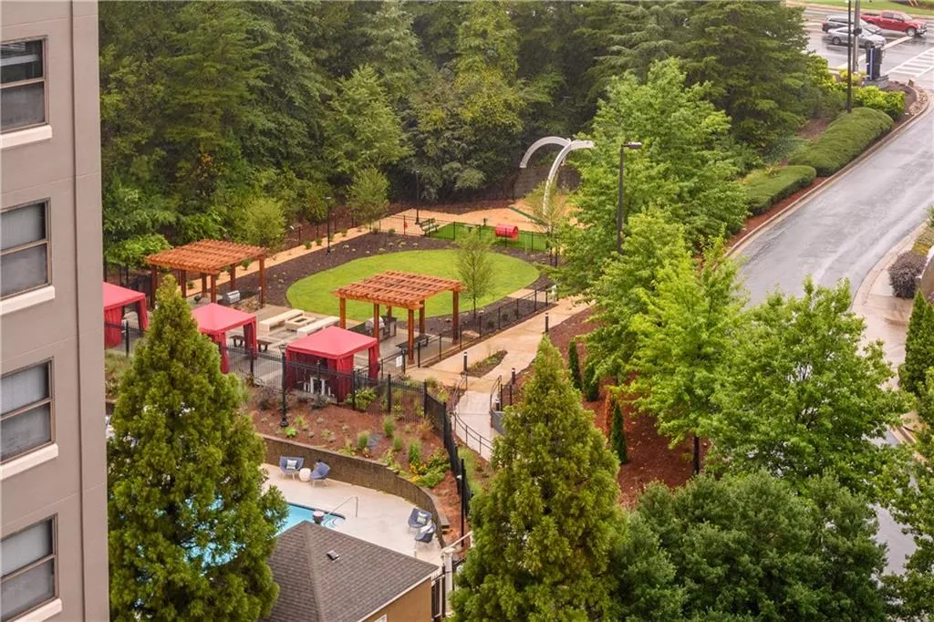 795 Hammond Drive Unit 1013, Atlanta, Georgia 30328, 2 Bedrooms Bedrooms, ,2 BathroomsBathrooms,Residential,Sold,795 Hammond Drive Unit 1013,6888498