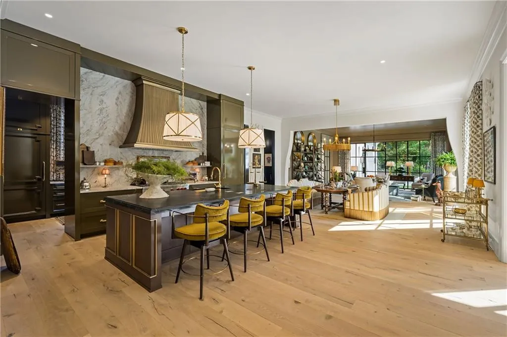 4881 Powers Ferry Road, Atlanta, Georgia 30327, 6 Bedrooms Bedrooms, 0 ,7 BathroomsBathrooms,Residential,For Sale,4881 Powers Ferry Road,7758376