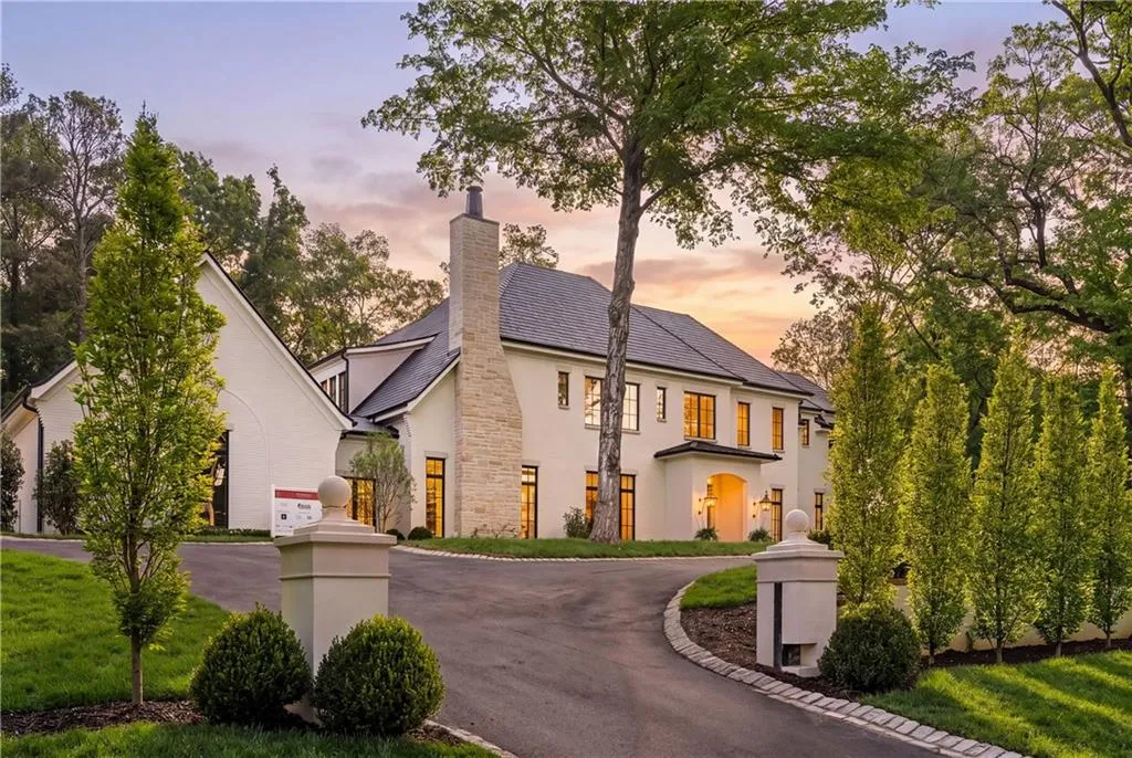 4881 Powers Ferry Road, Atlanta, Georgia 30327, 6 Bedrooms Bedrooms, 0 ,7 BathroomsBathrooms,Residential,For Sale,4881 Powers Ferry Road,7758376