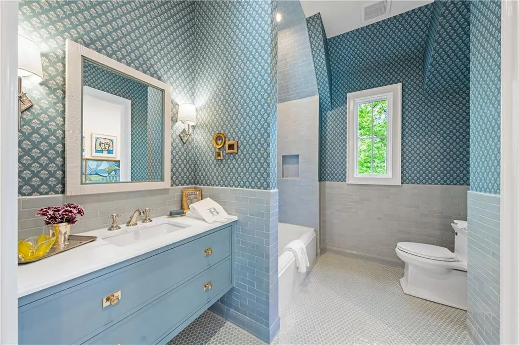 4881 Powers Ferry Road, Atlanta, Georgia 30327, 6 Bedrooms Bedrooms, 0 ,7 BathroomsBathrooms,Residential,For Sale,4881 Powers Ferry Road,7758376