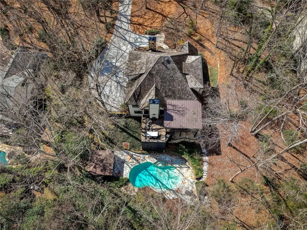 50 Glen Oaks Drive Nw, Sandy Springs, Georgia 30327, 5 Bedrooms Bedrooms, ,4 BathroomsBathrooms,Residential,Sold,50 Glen Oaks Drive Nw,7728741
