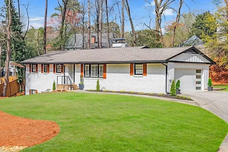 315 Amberidge Trail, Sandy Springs, Georgia 30328, 4 Bedrooms Bedrooms, ,3 BathroomsBathrooms,Residential,For Sale,315 Amberidge Trail,7732028