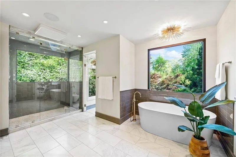265 Tara Trail, Atlanta, Georgia 30327, 4 Bedrooms Bedrooms, ,4 BathroomsBathrooms,Residential,For Sale,265 Tara Trail,7584707