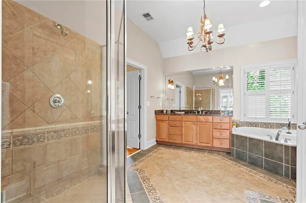 1169 Dawn View Lane Nw, Atlanta, Georgia 30327, 6 Bedrooms Bedrooms, ,4 BathroomsBathrooms,Residential,For Sale,1169 Dawn View Lane Nw,7687945