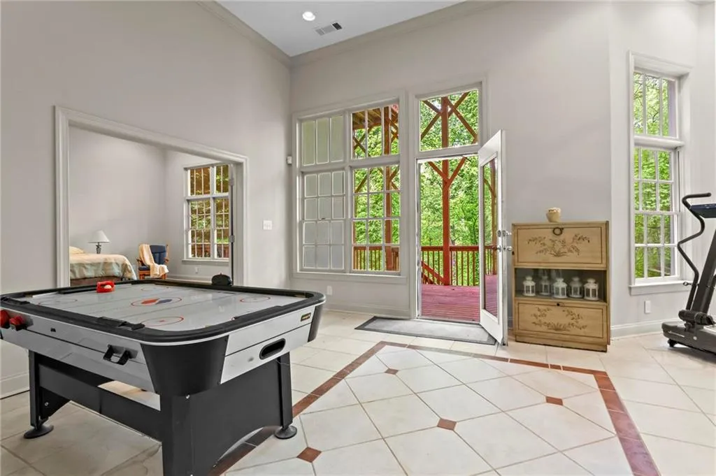 1169 Dawn View Lane Nw, Atlanta, Georgia 30327, 6 Bedrooms Bedrooms, ,4 BathroomsBathrooms,Residential,For Sale,1169 Dawn View Lane Nw,7687945