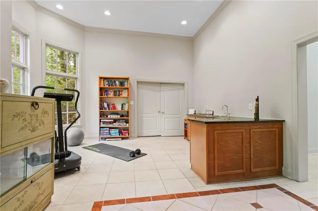 1169 Dawn View Lane Nw, Atlanta, Georgia 30327, 6 Bedrooms Bedrooms, ,4 BathroomsBathrooms,Residential,For Sale,1169 Dawn View Lane Nw,7687945