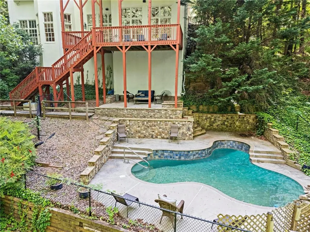 1169 Dawn View Lane Nw, Atlanta, Georgia 30327, 6 Bedrooms Bedrooms, ,4 BathroomsBathrooms,Residential,For Sale,1169 Dawn View Lane Nw,7687945