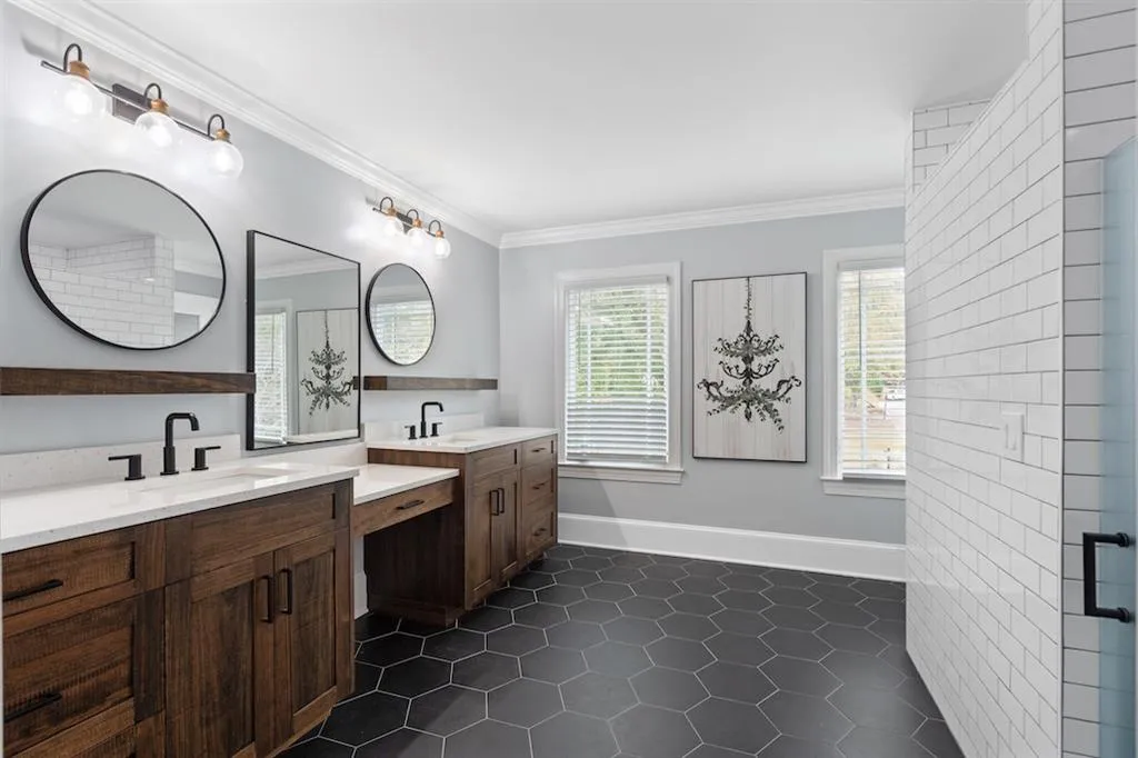 100 Spalding Creek Court, Atlanta, Georgia 30350, 4 Bedrooms Bedrooms, ,3 BathroomsBathrooms,Residential,Sold,100 Spalding Creek Court,7477264