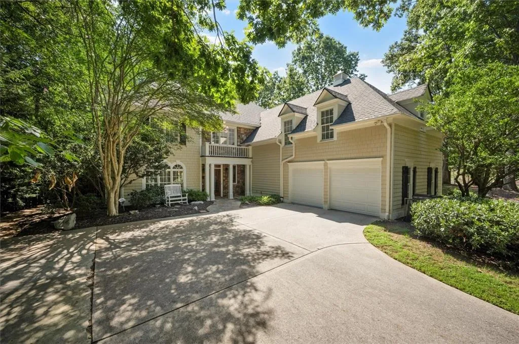 Welcome Home!  130 Belvedere!
