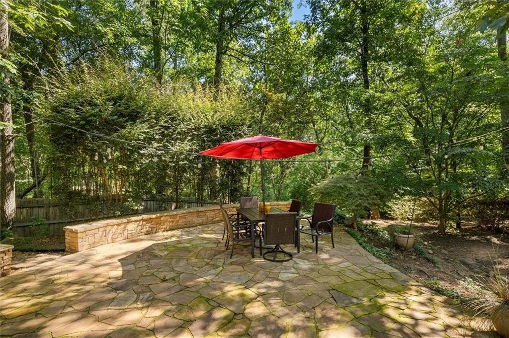130 Belvedere Court, Atlanta, Georgia 30350, 5 Bedrooms Bedrooms, ,4 BathroomsBathrooms,Residential,For Sale,130 Belvedere Court,7633086