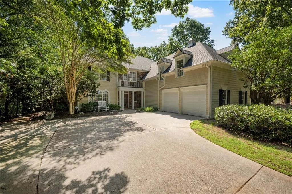 130 Belvedere Court, Atlanta, Georgia 30350, 5 Bedrooms Bedrooms, ,4 BathroomsBathrooms,Residential,For Sale,130 Belvedere Court,7633086