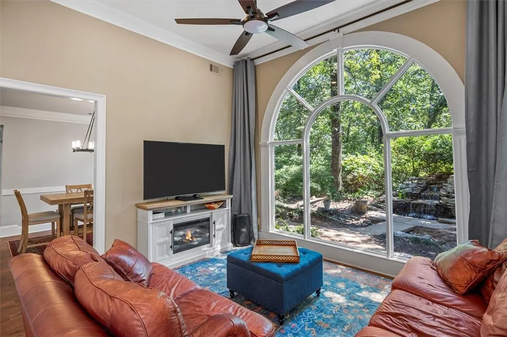 130 Belvedere Court, Atlanta, Georgia 30350, 5 Bedrooms Bedrooms, ,4 BathroomsBathrooms,Residential,For Sale,130 Belvedere Court,7633086