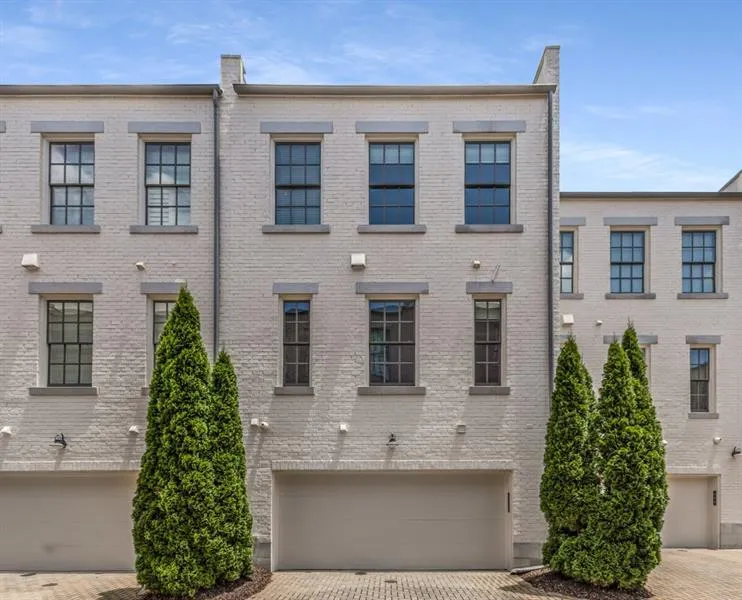 304 Stonemont Drive, Atlanta, Georgia 30305, 3 Bedrooms Bedrooms, ,3 BathroomsBathrooms,Residential,For Sale,304 Stonemont Drive,7655989
