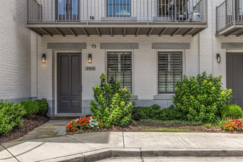 304 Stonemont Drive, Atlanta, Georgia 30305, 3 Bedrooms Bedrooms, ,3 BathroomsBathrooms,Residential,For Sale,304 Stonemont Drive,7655989