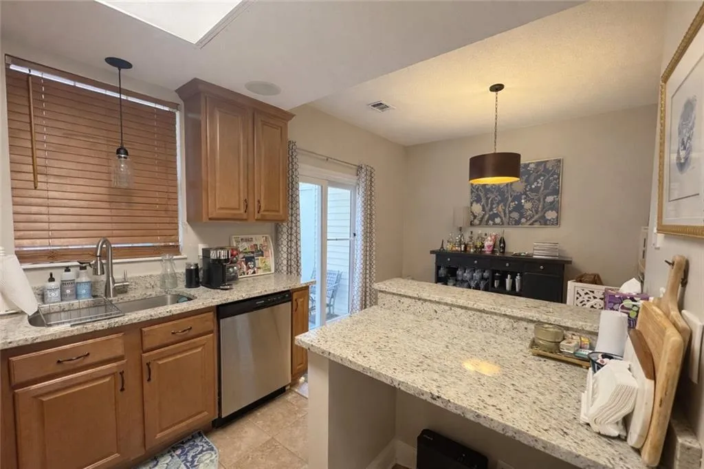 1401 Wedgewood Court, Atlanta, Georgia 30350, 2 Bedrooms Bedrooms, ,2 BathroomsBathrooms,Residential,For Sale,1401 Wedgewood Court,7712166