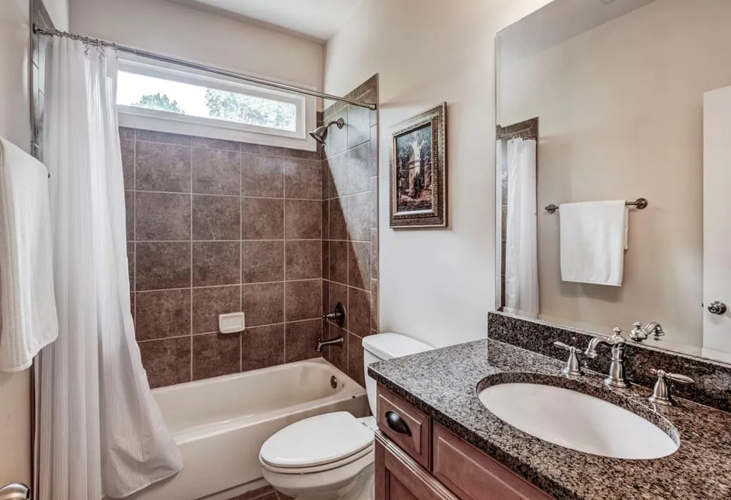 300 Mystic Ridge Lane, Atlanta, Georgia 30342, 4 Bedrooms Bedrooms, ,3 BathroomsBathrooms,Residential,Sold,300 Mystic Ridge Lane,6616268