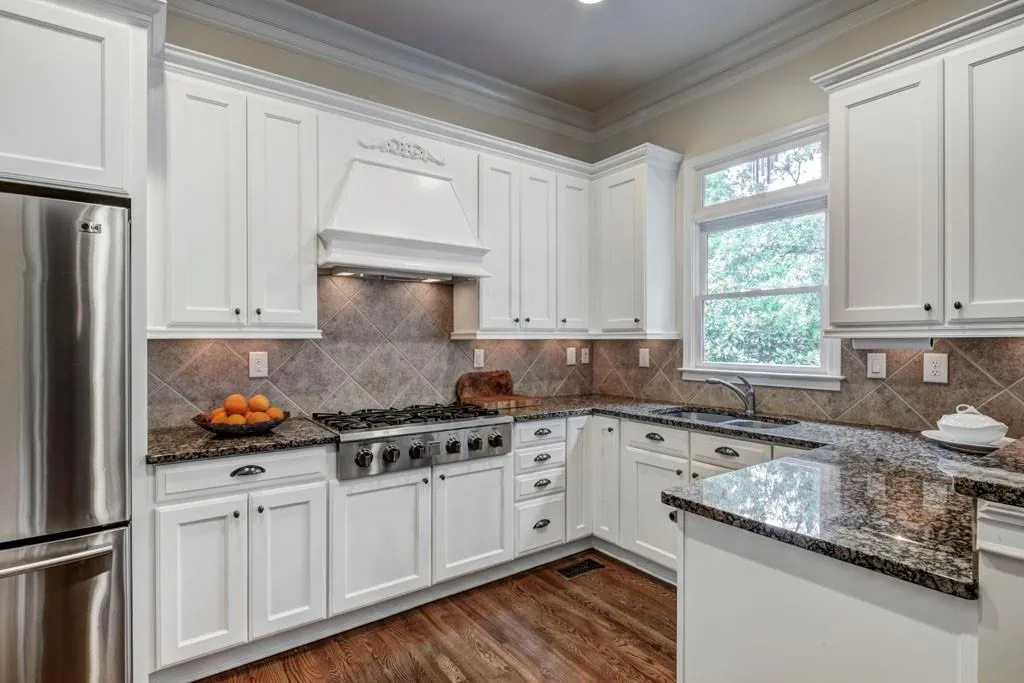 300 Mystic Ridge Lane, Atlanta, Georgia 30342, 4 Bedrooms Bedrooms, ,3 BathroomsBathrooms,Residential,Sold,300 Mystic Ridge Lane,6616268