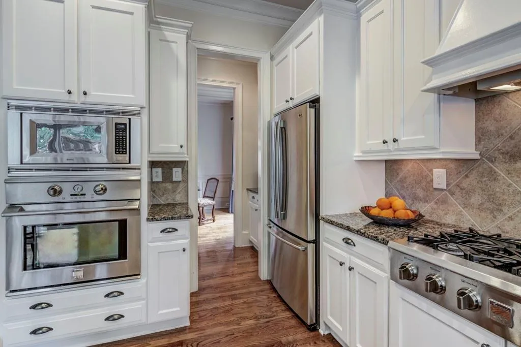 300 Mystic Ridge Lane, Atlanta, Georgia 30342, 4 Bedrooms Bedrooms, ,3 BathroomsBathrooms,Residential,Sold,300 Mystic Ridge Lane,6616268