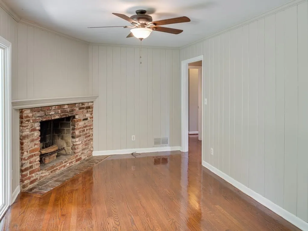 710 E Powderhorn Road, Sandy Springs, Georgia 30342, 3 Bedrooms Bedrooms, ,2 BathroomsBathrooms,Residential,Sold,710 E Powderhorn Road,5898958