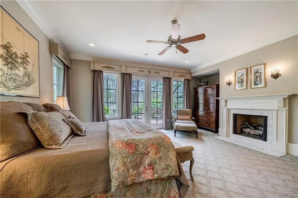 5035 Riverview Road, Sandy Springs, Georgia 30327, 6 Bedrooms Bedrooms, ,6 BathroomsBathrooms,Residential,Sold,5035 Riverview Road,6863780