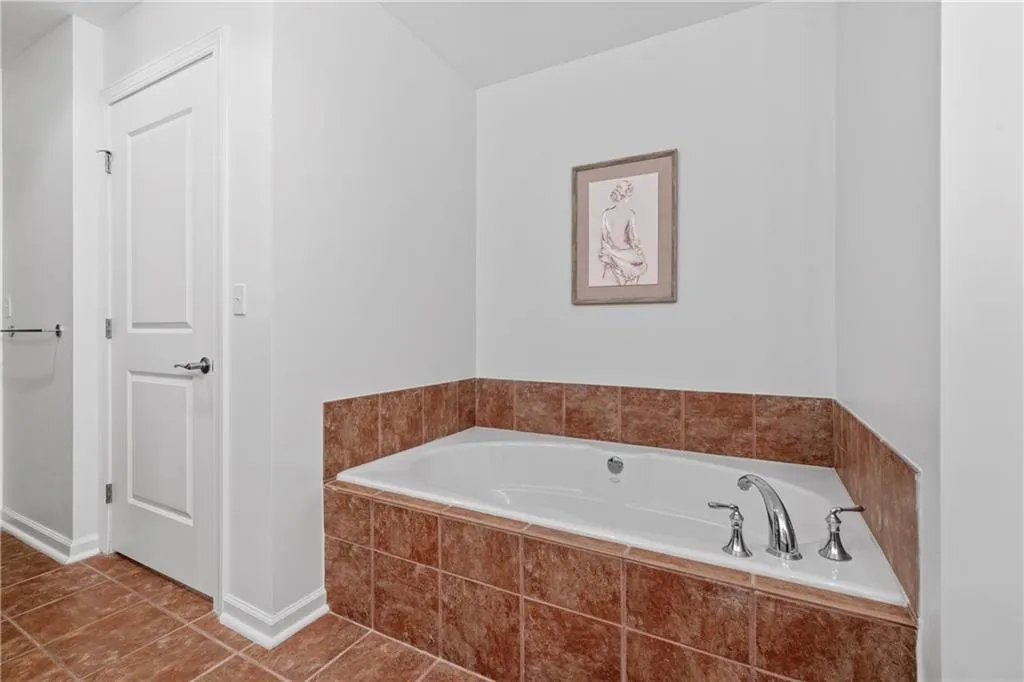 2950 Mount Wilkinson Parkway Se Unit 505, Atlanta, Georgia 30339, 2 Bedrooms Bedrooms, ,2 BathroomsBathrooms,Residential,For Sale,2950 Mount Wilkinson Parkway Se Unit 505,7617962