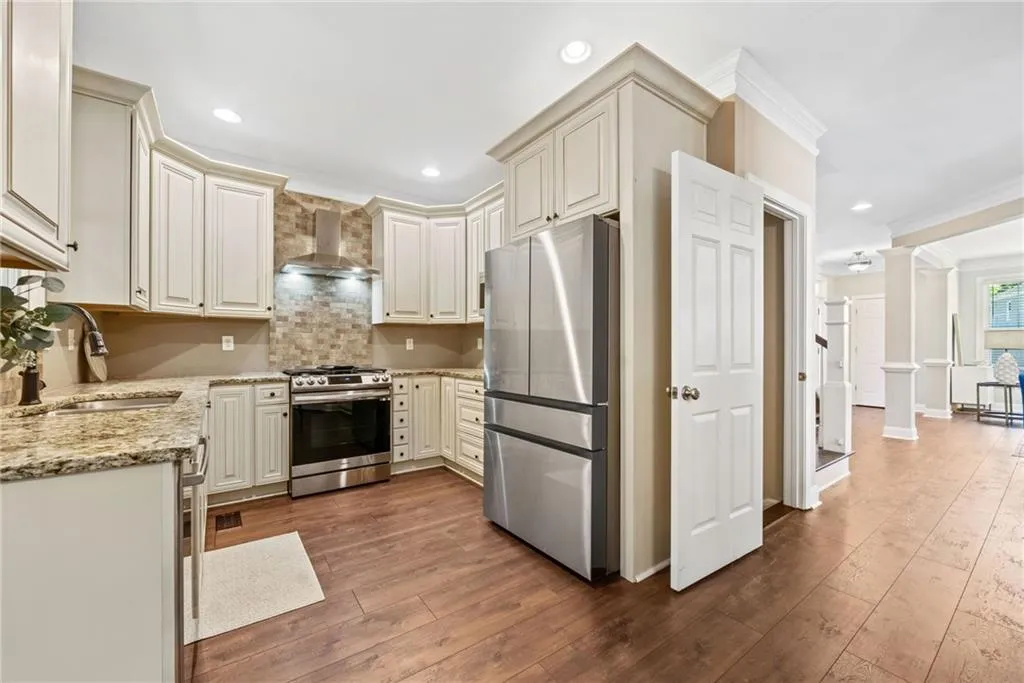 3232 Cates Avenue Ne, Brookhaven, Georgia 30319, 3 Bedrooms Bedrooms, ,2 BathroomsBathrooms,Residential,For Sale,3232 Cates Avenue Ne,7611588