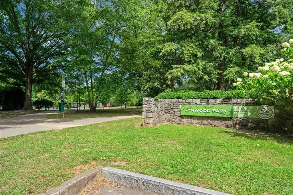 3232 Cates Avenue Ne, Brookhaven, Georgia 30319, 3 Bedrooms Bedrooms, ,2 BathroomsBathrooms,Residential,For Sale,3232 Cates Avenue Ne,7611588
