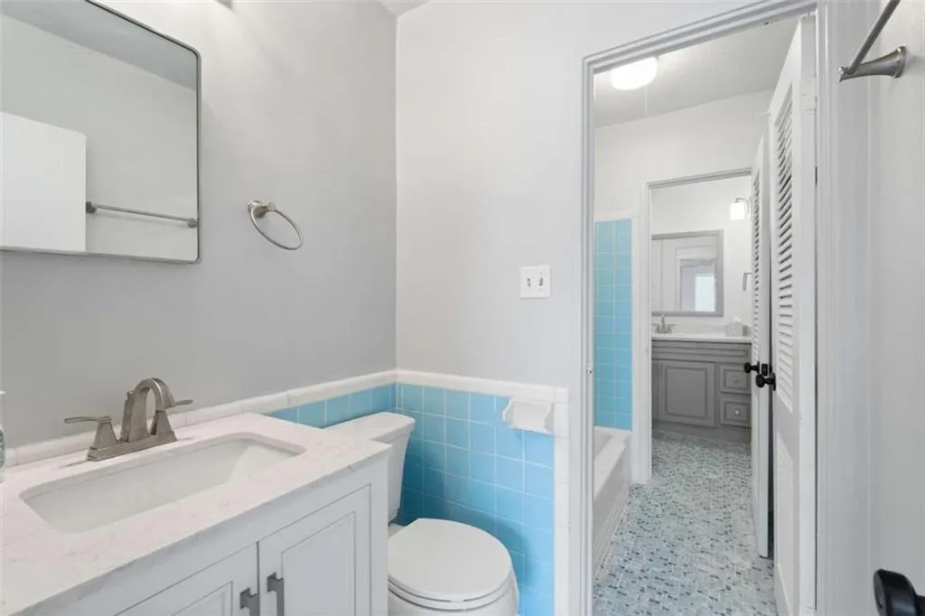 91 Rumson Road, Atlanta, Georgia 30305, 2 Bedrooms Bedrooms, ,1 BathroomBathrooms,Residential,For Sale,91 Rumson Road,7581460