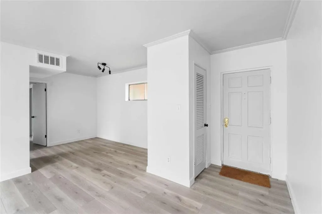 91 Rumson Road, Atlanta, Georgia 30305, 2 Bedrooms Bedrooms, ,1 BathroomBathrooms,Residential,For Sale,91 Rumson Road,7581460