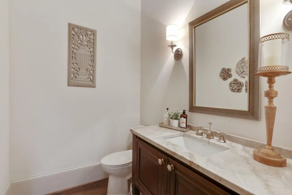 733 Glenairy Court, Atlanta, Georgia 30328, 6 Bedrooms Bedrooms, ,6 BathroomsBathrooms,Residential,Sold,733 Glenairy Court,6841342
