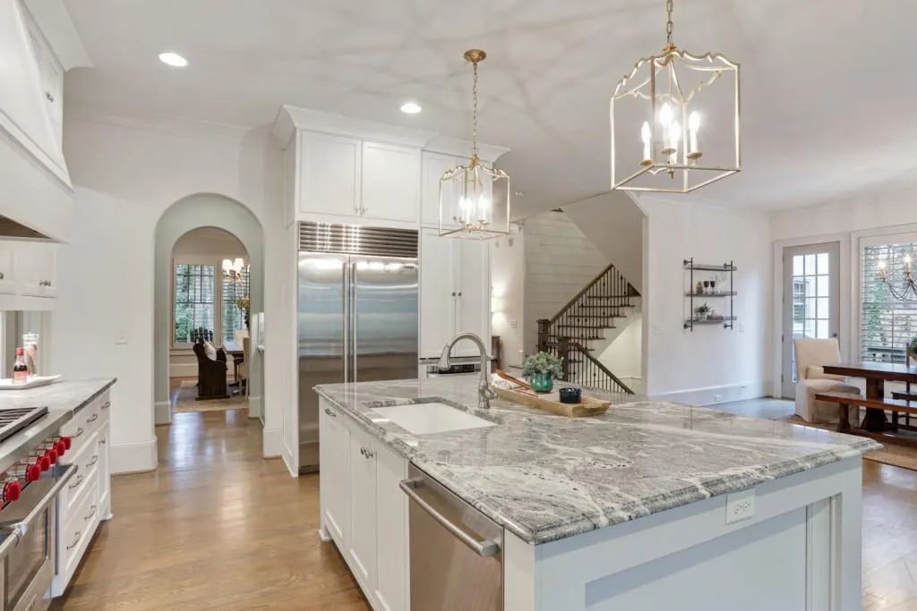 733 Glenairy Court, Atlanta, Georgia 30328, 6 Bedrooms Bedrooms, ,6 BathroomsBathrooms,Residential,Sold,733 Glenairy Court,6841342