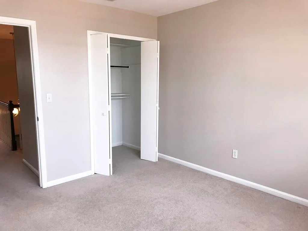 6520 Roswell Road Unit 35, Atlanta, Georgia 30328, 3 Bedrooms Bedrooms, ,2 BathroomsBathrooms,Residential,Sold,6520 Roswell Road Unit 35,5985903