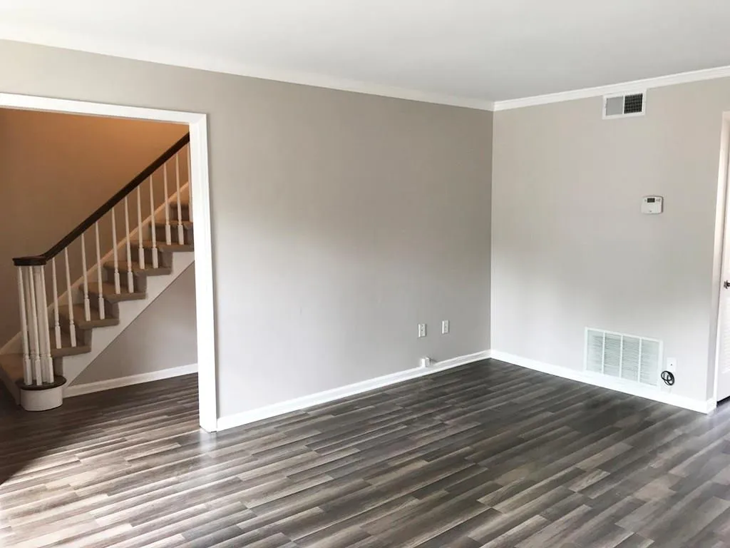 6520 Roswell Road Unit 35, Atlanta, Georgia 30328, 3 Bedrooms Bedrooms, ,2 BathroomsBathrooms,Residential,Sold,6520 Roswell Road Unit 35,5985903