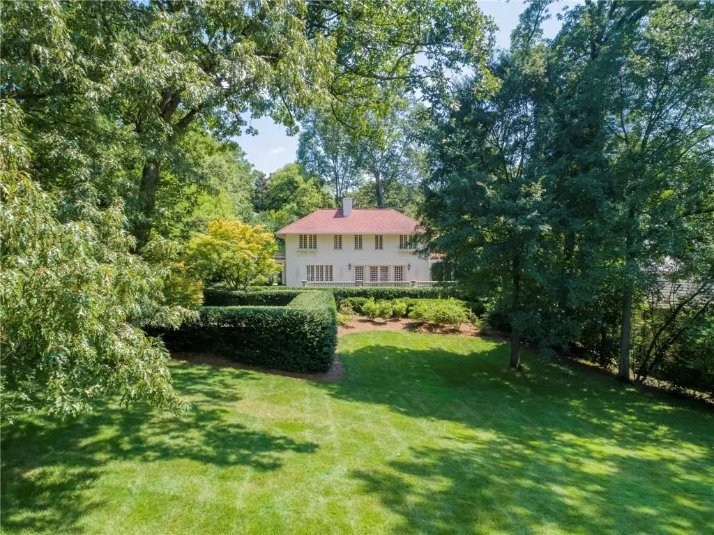 49 Muscogee Avenue Nw, Atlanta, Georgia 30305, 3 Bedrooms Bedrooms, ,3 BathroomsBathrooms,Residential,For Sale,49 Muscogee Avenue Nw,7613642