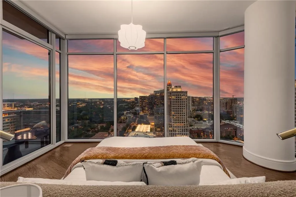 As dawn breaks, enjoy spectacular views of the city as it awakes.
