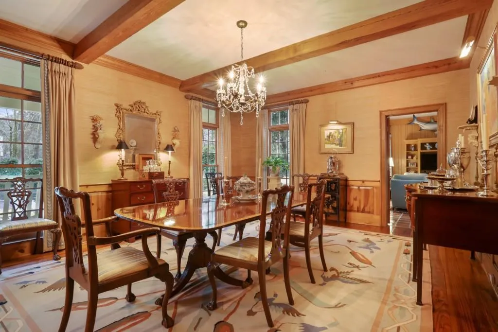 1405 N Harris Ridge, Atlanta, Georgia 30327, 6 Bedrooms Bedrooms, ,6 BathroomsBathrooms,Residential,Sold,1405 N Harris Ridge,6718903