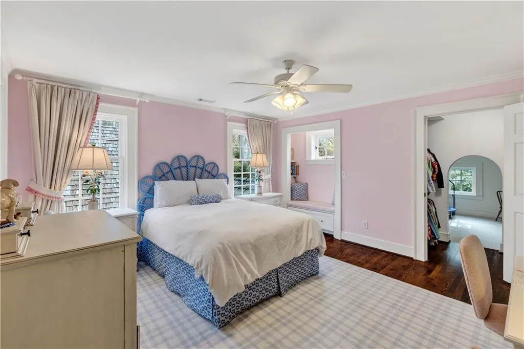 4th floor bedroom #2