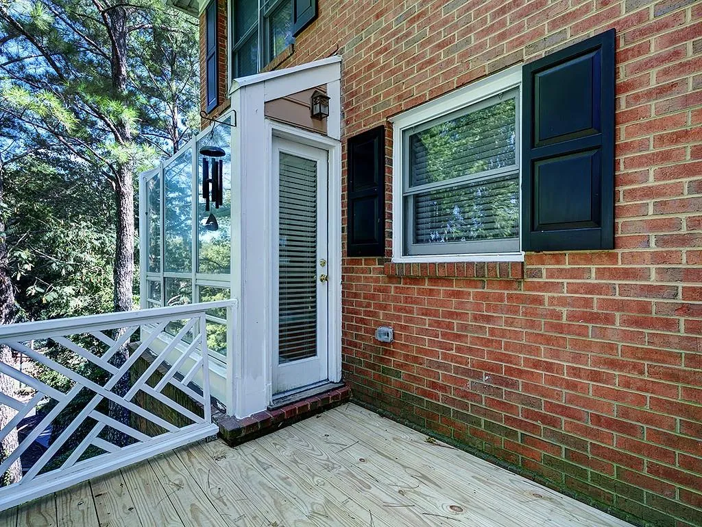 7500 Roswell Road Ne Unit 94, Sandy Springs, Georgia 30350, 2 Bedrooms Bedrooms, ,2 BathroomsBathrooms,Residential,Sold,7500 Roswell Road Ne Unit 94,6784122