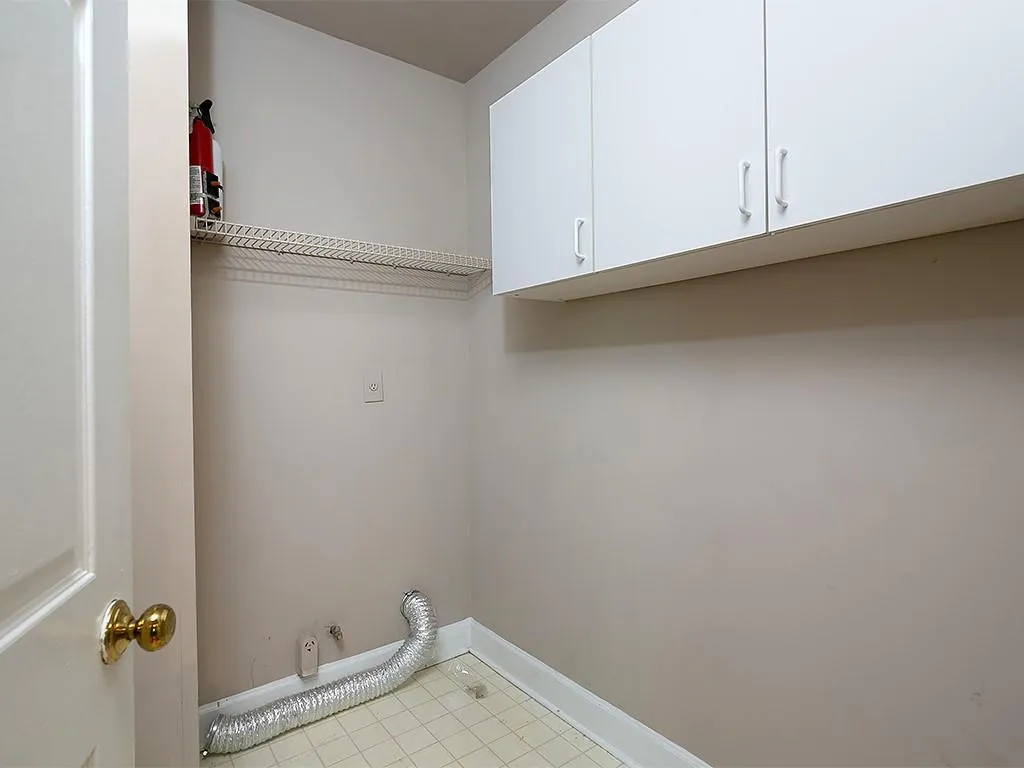 7500 Roswell Road Ne Unit 94, Sandy Springs, Georgia 30350, 2 Bedrooms Bedrooms, ,2 BathroomsBathrooms,Residential,Sold,7500 Roswell Road Ne Unit 94,6784122