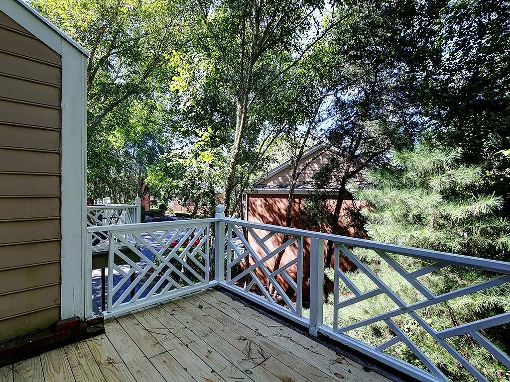 7500 Roswell Road Ne Unit 94, Sandy Springs, Georgia 30350, 2 Bedrooms Bedrooms, ,2 BathroomsBathrooms,Residential,Sold,7500 Roswell Road Ne Unit 94,6784122