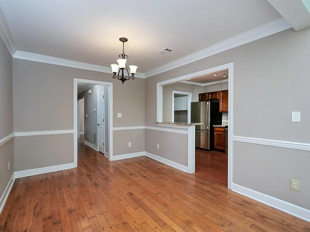 7500 Roswell Road Ne Unit 94, Sandy Springs, Georgia 30350, 2 Bedrooms Bedrooms, ,2 BathroomsBathrooms,Residential,Sold,7500 Roswell Road Ne Unit 94,6784122