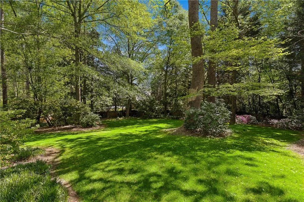 4775 Merlendale Court, Atlanta, Georgia 30327, 4 Bedrooms Bedrooms, ,3 BathroomsBathrooms,Residential,For Sale,4775 Merlendale Court,7765352