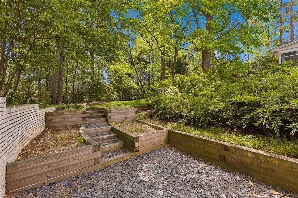 This is the walkout area from the basement.  You have walk out from main level as well as basement.
