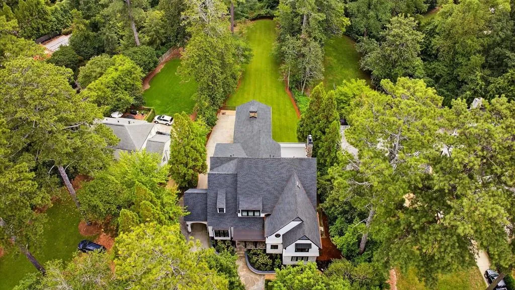 3303 Habersham Road Nw, Atlanta, Georgia 30305, 6 Bedrooms Bedrooms, ,5 BathroomsBathrooms,Residential,For Sale,3303 Habersham Road Nw,7638369