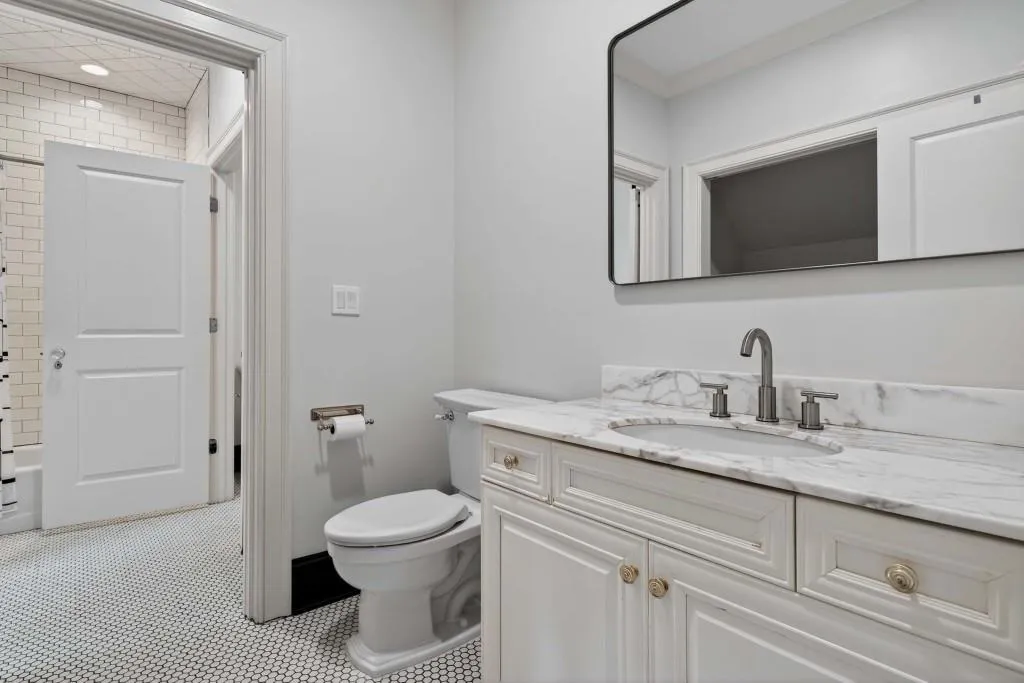3303 Habersham Road Nw, Atlanta, Georgia 30305, 6 Bedrooms Bedrooms, ,5 BathroomsBathrooms,Residential,For Sale,3303 Habersham Road Nw,7638369