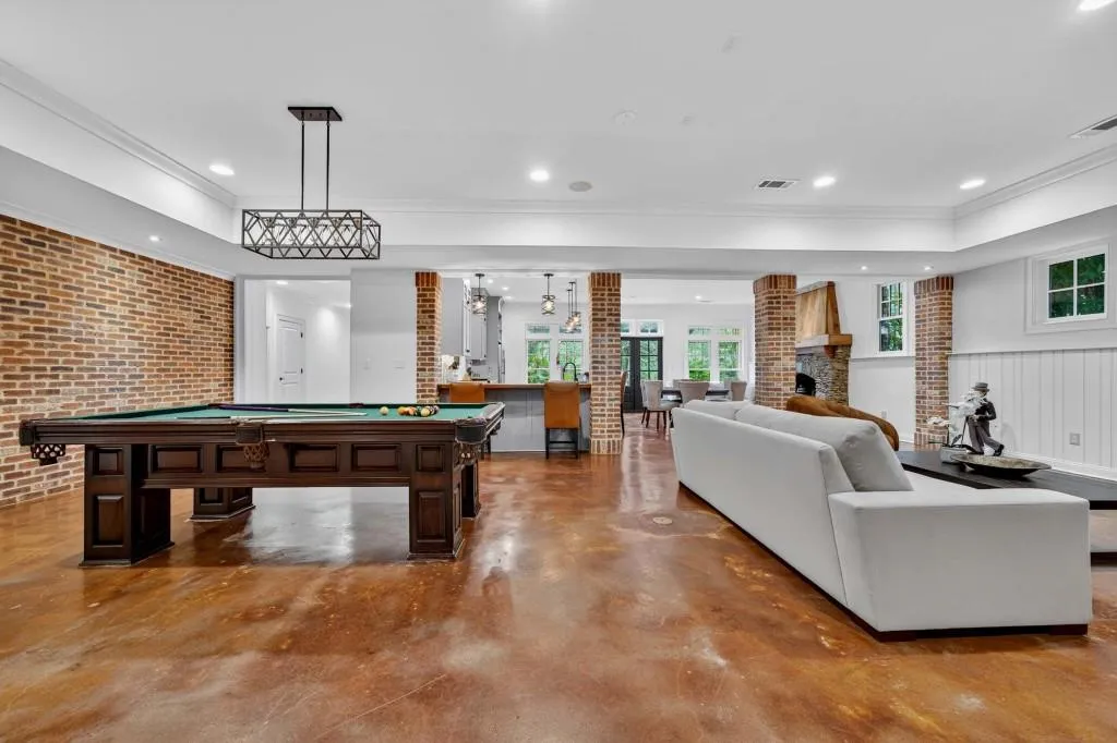 3303 Habersham Road Nw, Atlanta, Georgia 30305, 6 Bedrooms Bedrooms, ,5 BathroomsBathrooms,Residential,For Sale,3303 Habersham Road Nw,7638369