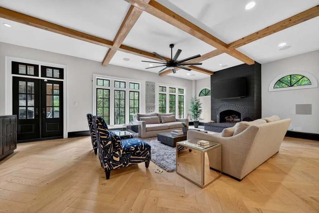 3303 Habersham Road Nw, Atlanta, Georgia 30305, 6 Bedrooms Bedrooms, ,5 BathroomsBathrooms,Residential,For Sale,3303 Habersham Road Nw,7638369